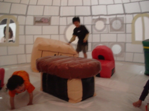 �ܤ�����